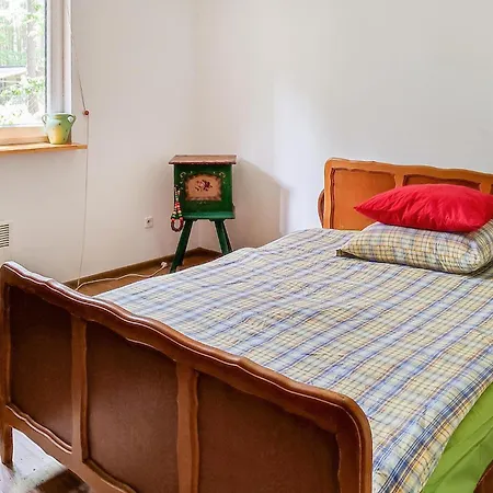 3 Bedroom Lovely Home In Popowo
